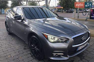 Седан Infiniti Q50 2013 в Полтаві