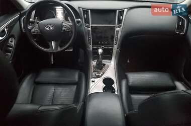 Седан Infiniti Q50 2016 в Виннице