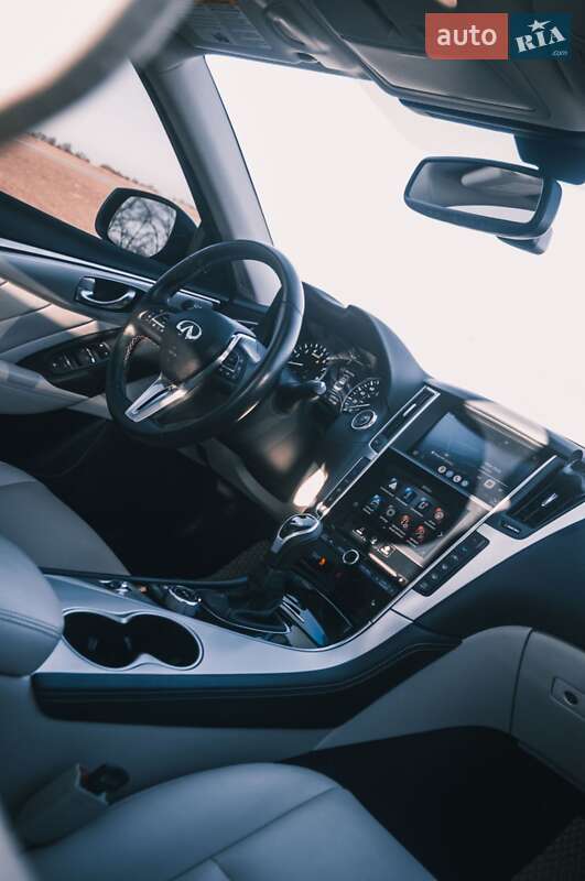 Седан Infiniti Q50 2021 в Києві