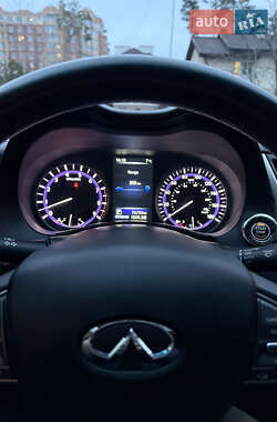 Седан Infiniti Q50 2017 в Києві
