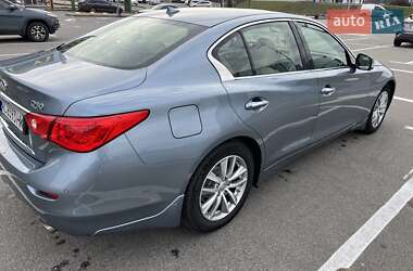 Седан Infiniti Q50 2017 в 