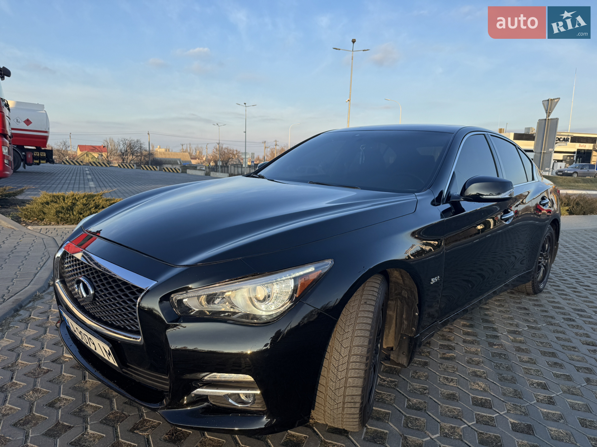 2016 Infiniti Q50 - мініатюра 3