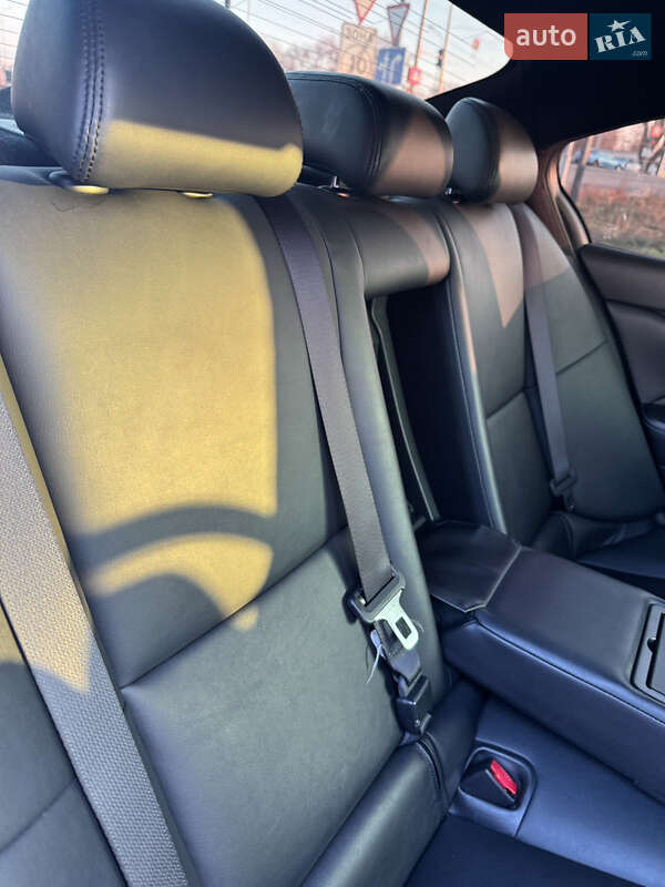 Седан Infiniti Q50 2016 в Одесі