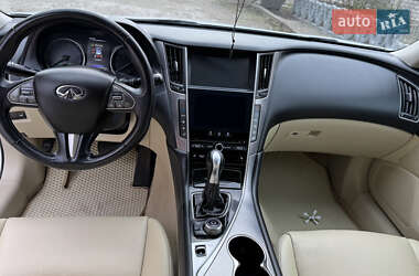 Седан Infiniti Q50 2013 в Запоріжжі