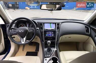 Седан Infiniti Q50 2020 в 