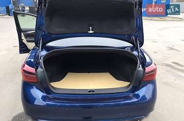 Седан Infiniti Q50 2020 в 