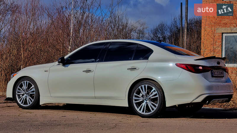Седан Infiniti Q50 2017 в Дрогобыче