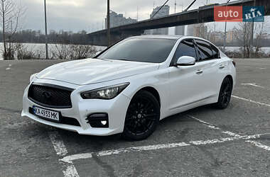 Infiniti Q50 2015