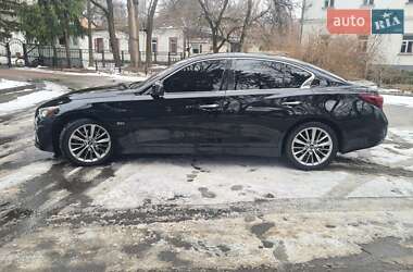 Седан Infiniti Q50 2017 в 