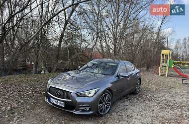 Седан Infiniti Q50 2014 в Дніпрі