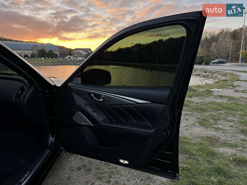 Седан Infiniti Q50 2018 в Днепре