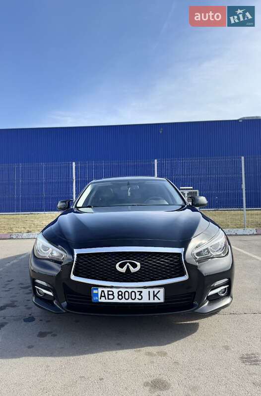 Седан Infiniti Q50 2016 в Виннице