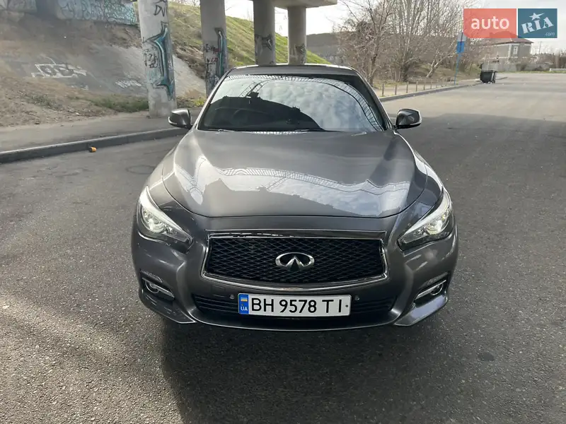 Infiniti Q50 2015