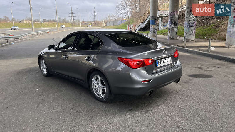 Седан Infiniti Q50 2015 в Одесі