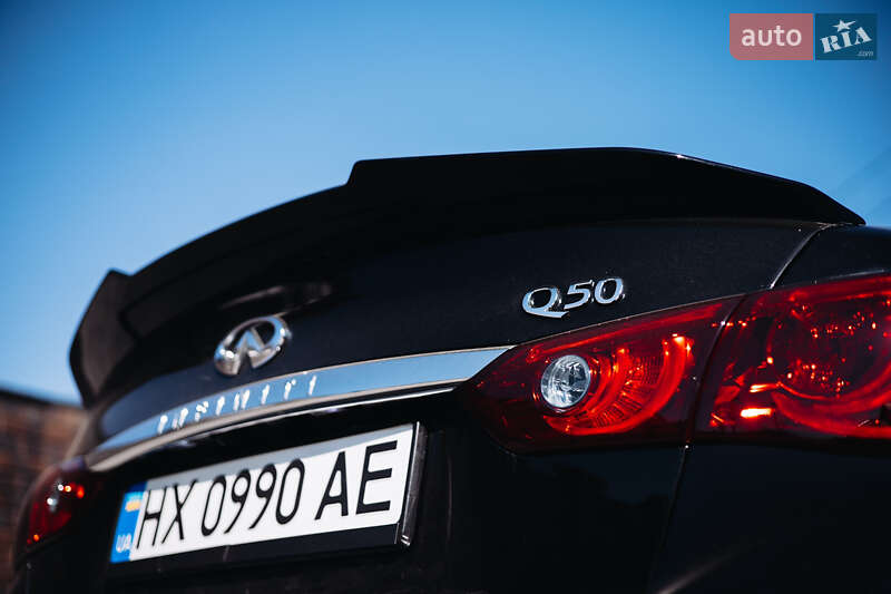 Седан Infiniti Q50 2016 в Виннице
