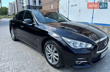 Седан Infiniti Q50 2013 в 