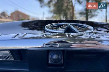Седан Infiniti Q50 2016 в 