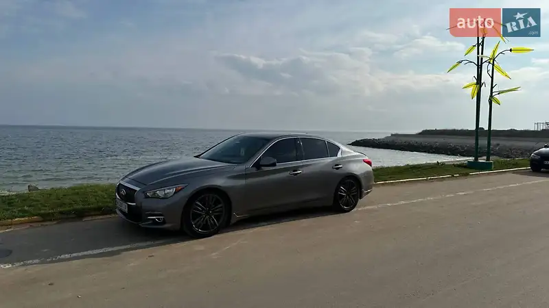 Infiniti Q50 2013