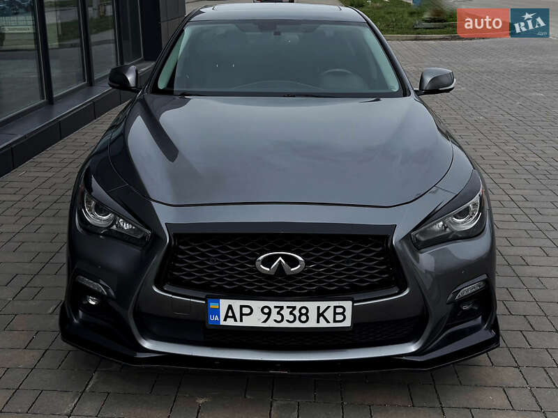 Седан Infiniti Q50 2017 в 