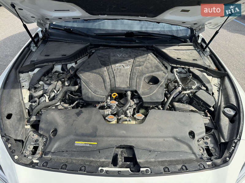 Седан Infiniti Q50 2019 в Киеве