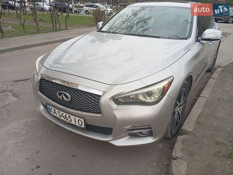 Infiniti Q50 2016