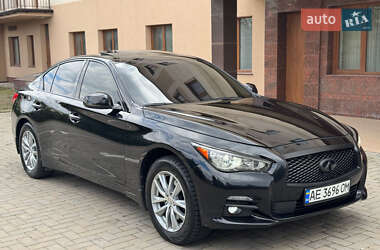 Седан Infiniti Q50 2017 в 