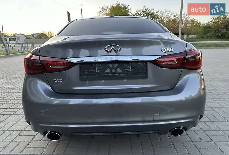 Седан Infiniti Q50 2018 в Дніпрі
