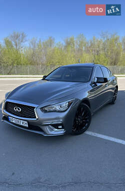 Седан Infiniti Q50 2017 в 