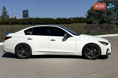 Седан Infiniti Q50 2020 в 