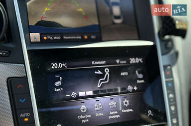 Седан Infiniti Q50 2020 в 