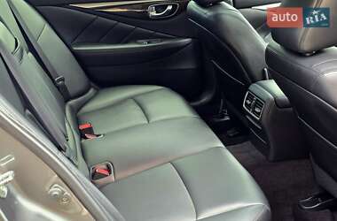 Седан Infiniti Q50 2017 в 