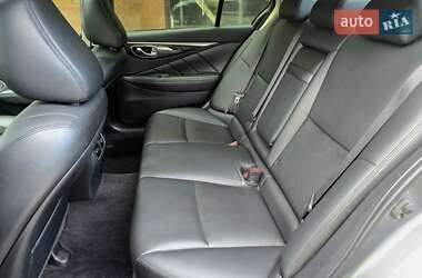 Седан Infiniti Q50 2017 в 