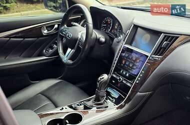 Седан Infiniti Q50 2017 в 