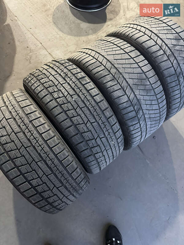 Седан Infiniti Q50 2016 в Хмельницькому