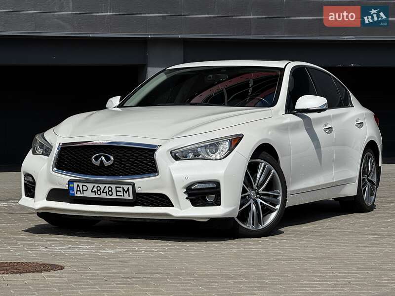 Infiniti Q50 2016