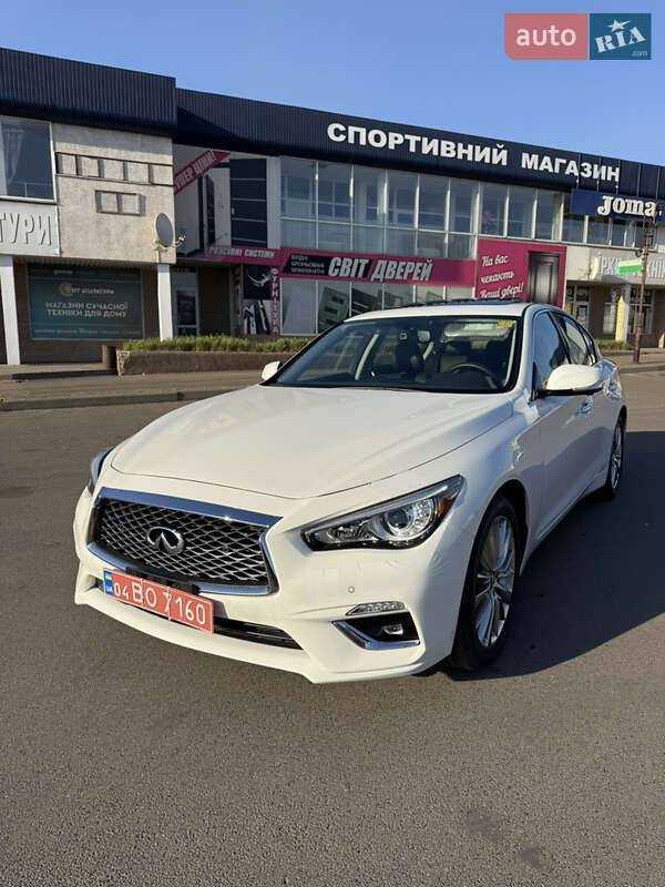 Седан Infiniti Q50 2024 в Кривом Роге