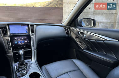 Седан Infiniti Q50 2017 в 