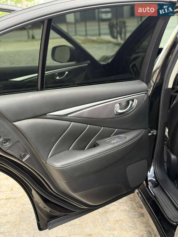 Седан Infiniti Q50 2017 в Тернополі