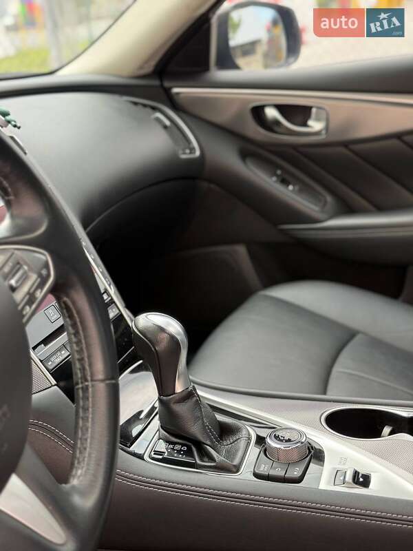 Седан Infiniti Q50 2017 в Тернополі