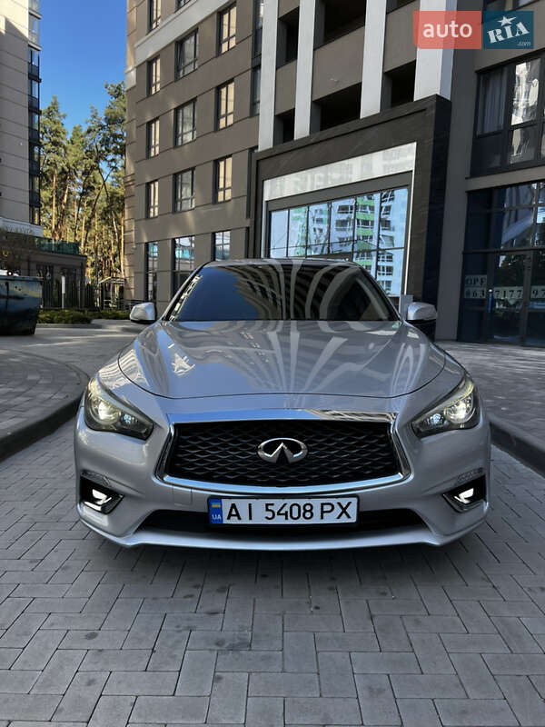 Седан Infiniti Q50 2018 в Ірпені