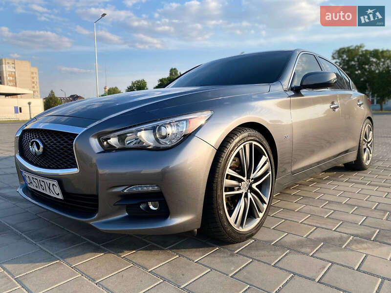 Седан Infiniti Q50 2015 в Черкасах