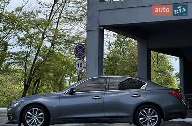 Седан Infiniti Q50 2017 в 
