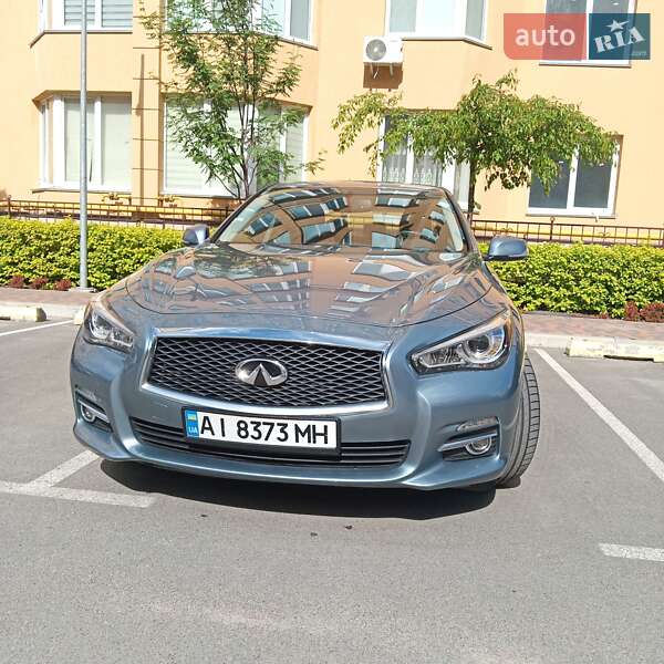 Infiniti Q50 2015