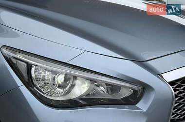Седан Infiniti Q50 2014 в 