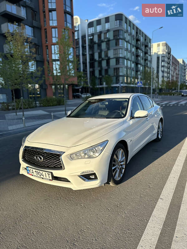 Infiniti Q50 2019