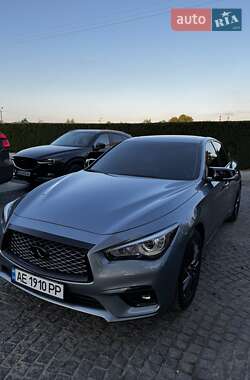 Седан Infiniti Q50 2019 в 