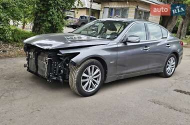 Седан Infiniti Q50 2015 в Киеве