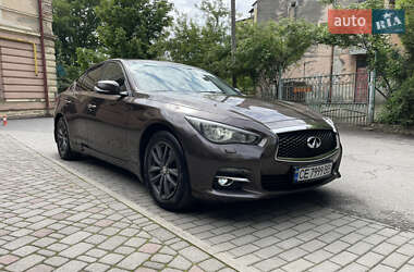 Седан Infiniti Q50 2014 в 