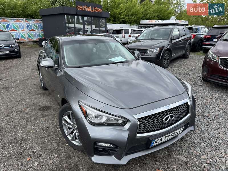 Infiniti Q50 2016