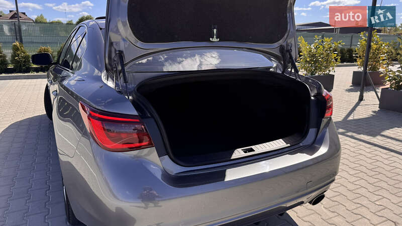 Седан Infiniti Q50 2019 в Виннице
